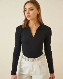 Дамска блуза с V-образно деколте в черно - код 56899