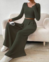 Моден дамски комплект с широк панталон в масленозелено - код 33113