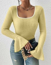 Дамска блуза с ефектни ръкави в жълто - код 31051
