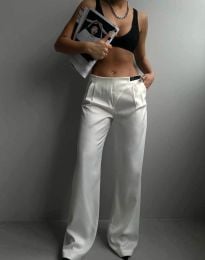 Атрактивен дамски панталон в бяло - 010011
