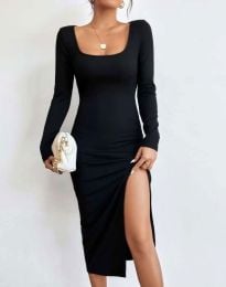 Дамска рокля с ефектна цепка в черно - код 3335