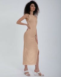 Атрактивна дълга дамска рокля с цепка в цвят капучино - код 14066