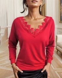 Атрактивна дамска блуза с дантела в червено - код 72047