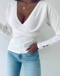 Дамска блуза в бяло с V-образно деколте - код 8488