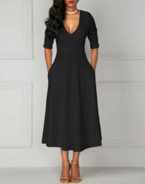Ефирна дамска рокля в черно - код 8079
