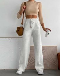 Атрактивен дамски панталон в бяло - код 30955