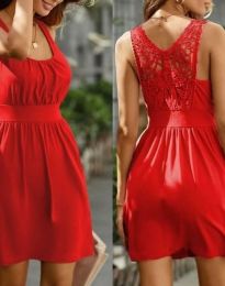 Къса рокля в червено с ефектен гръб - код 3835