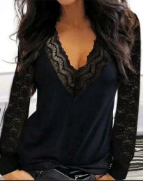 Дамска блуза с дантела в черно - код 8003