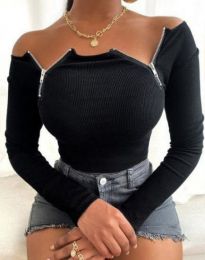 Дамска блуза с голи рамене в черно - код 8037