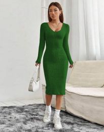 Изчистена дамска рокля с V-образно деколте в зелено - код 32666