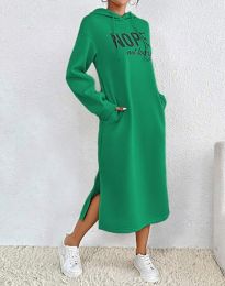 Дамска спортна рокля с надпис в зелено - код 33077