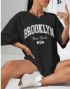 Дамска тениска с надпис "BROOKLYN" в черно - код 001203