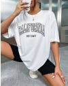 Дамска тениска с надпис "CALIFORNIA" в бяло - код 001201