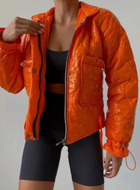 Атрактивно дамско яке в оранжево